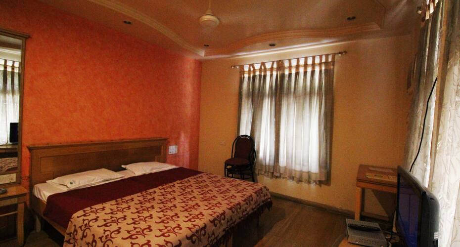 Hotel Green Plaza, Pune 1